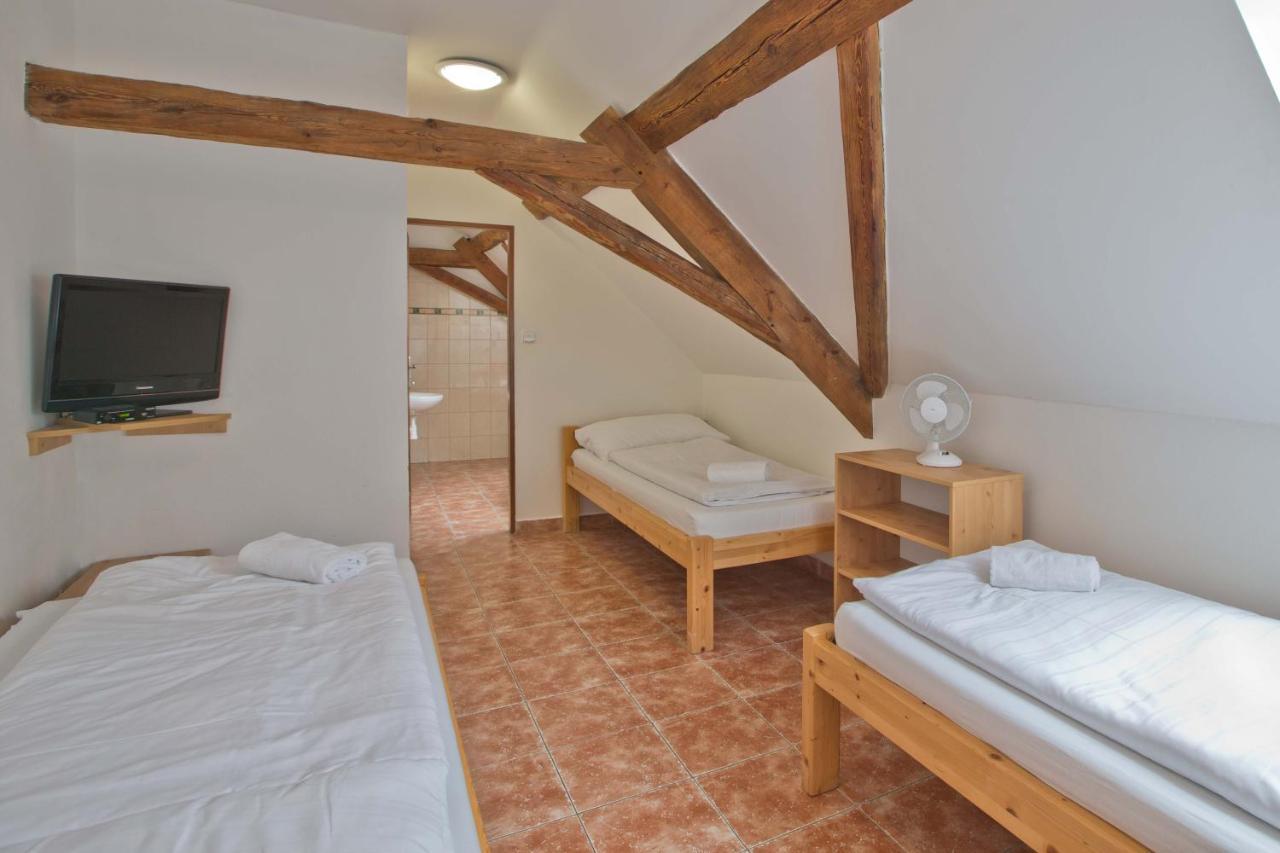 Hotel Šindlovská krčma Ceske Budejovice Exterior foto