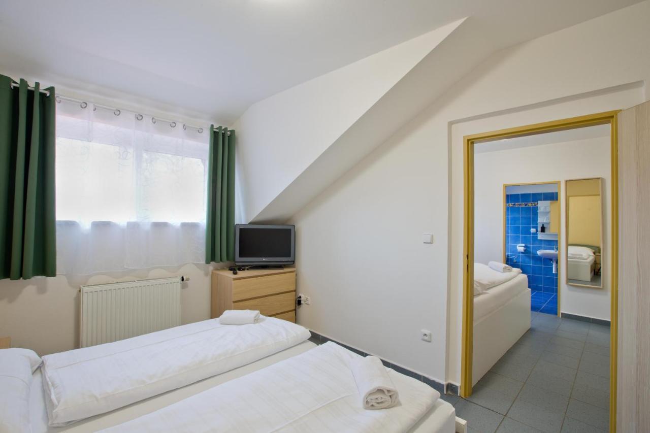 Hotel Šindlovská krčma Ceske Budejovice Exterior foto